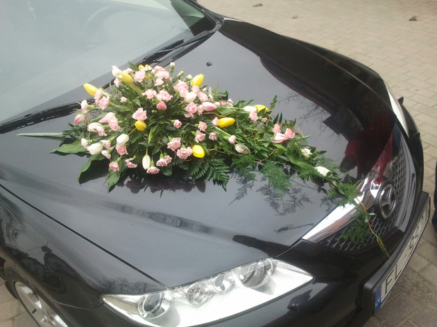 Automašīnu floristiska noformēšana, dekorešāna